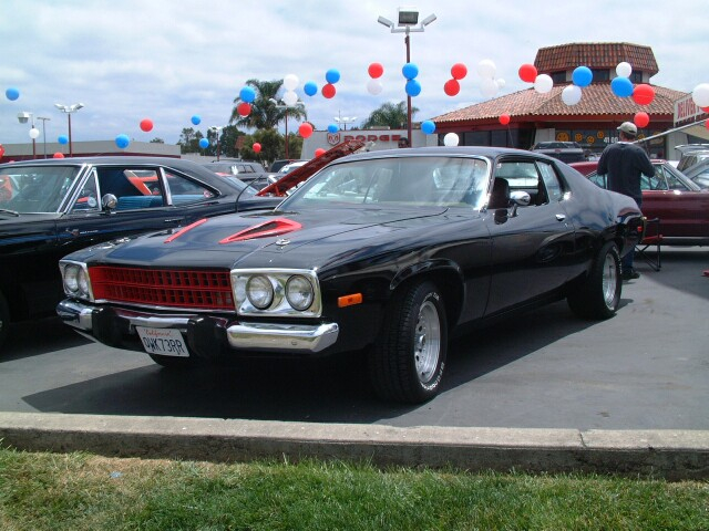 Chris s Dodge 023
