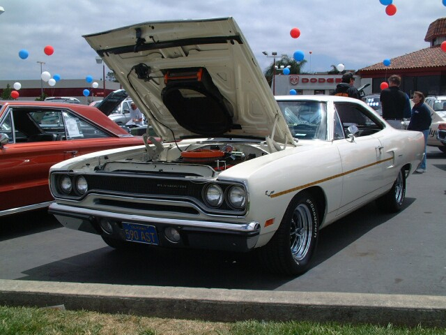 Chris s Dodge 025