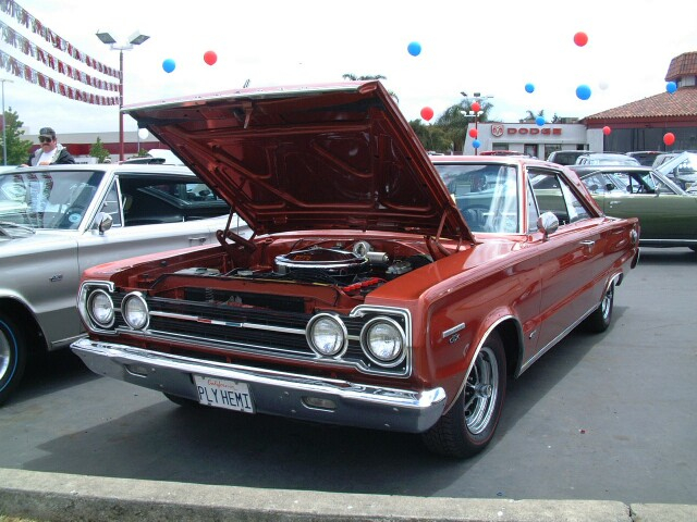 Chris s Dodge 027