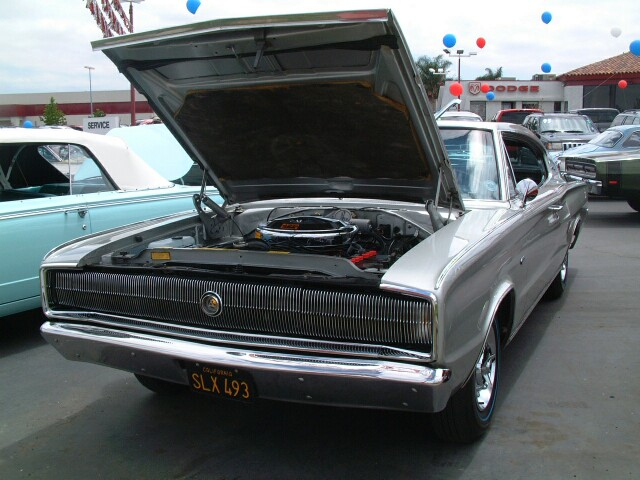 Chris s Dodge 028