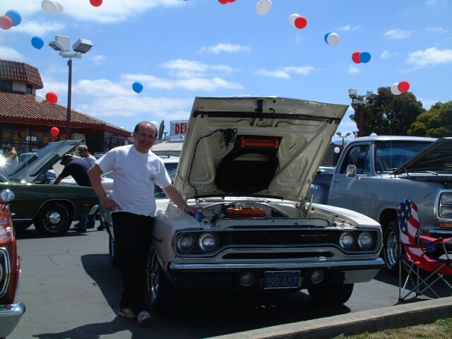 Chris s Dodge 035